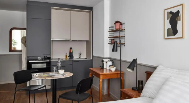 Студия Deluxe Base Lausanne - Contactless Check in