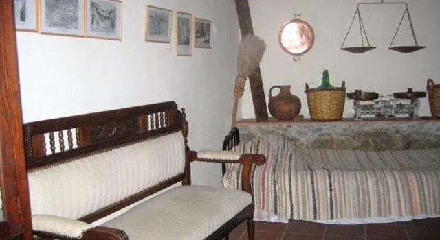 Antigones House