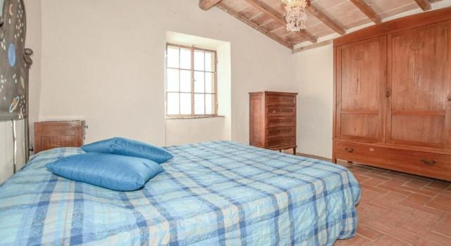Casa Pereti