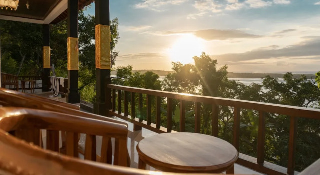 Deluxe Dvoulůžkový s manželskou postelí pokoj a výhledem na moře Prasi Sunset Bungalows