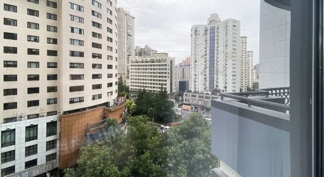 Номер Standard Tyms APT Hengshan RD Near IAPM K11 Line9