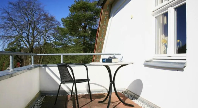 Villa Daheim - FeWo 07, Book Villa Loddin Usedom