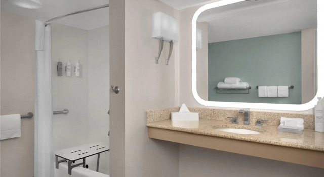 Номер Standard Homewood Suites by Hilton Raleigh/Cary