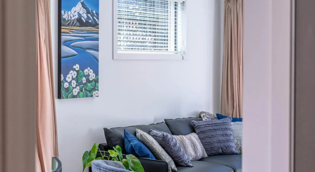 Central Luxury Apartment 114