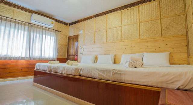 Montri Resort Donmuang Bangkok, Забронировать Курортный отель Отели Бангкока с бассейном, Бассейн