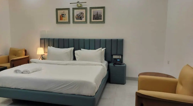 The Hoften Elite 32 Avenue, Sector 15, Gurugram, Забронировать Отель Гургаон Gurgaon Region, рядом с Management Development Institute