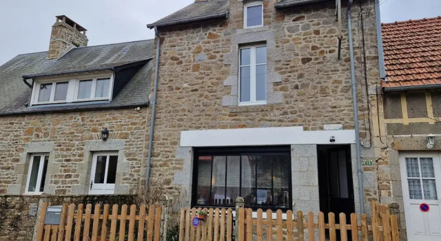 Charming Holiday Home, in the Heart of the bay of Mont St. Michel, Забронировать Отель  