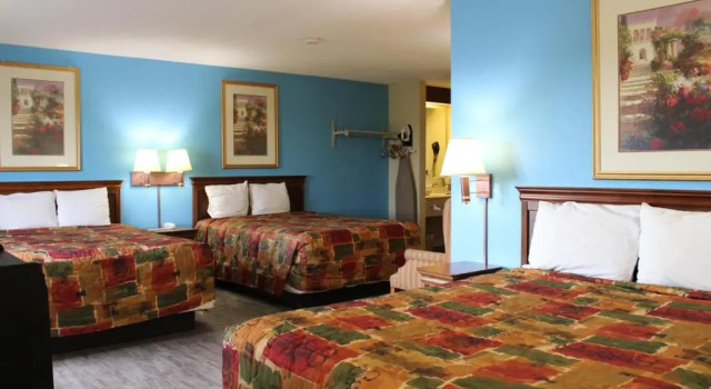 Люкс Deluxe FairBridge Inn Express Mount Vernon