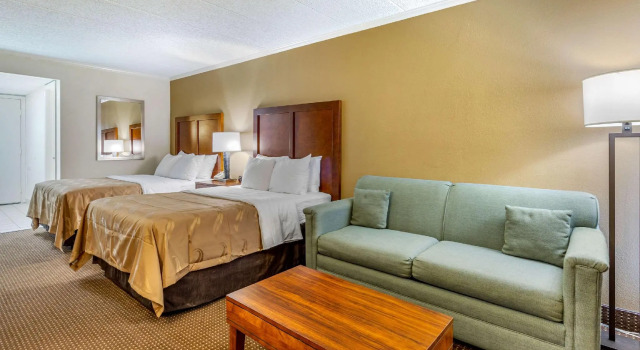 Четырёхместный номер Standard с частичным видом на океан Quality Inn & Suites Ocean City Fenwick