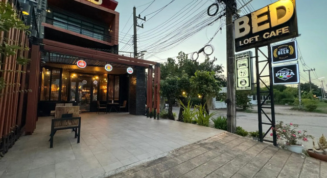 Bed Loft Cafe, Rezervovat Hotel Levné hotely v North-Eastern Thailand
