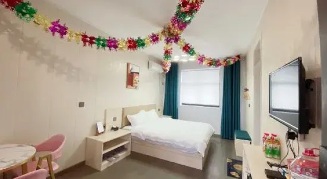 Tanghe Xiangshan Homestay, Prenota Hotel Hotel a Nanyang con parcheggio, Parcheggio