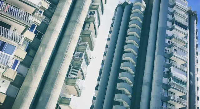 Subordan de Steram Flats
