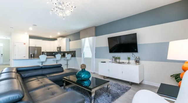 1686 Champions Gate 8 Bedroom Resort Villa, Book Ferieresort Hoteller i Four Corners med pool, Swimmingpool