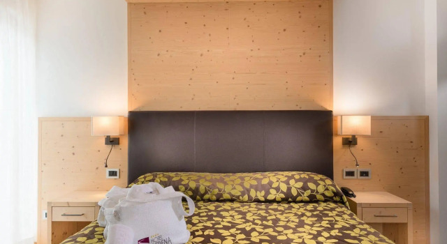 Family Hotel Serena, Забронировать Отель Андало Паганелла