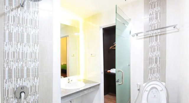 Номер Superior Emerald Hotel