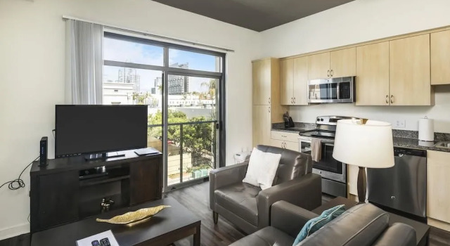 Sixth Ave Condos by Barsala