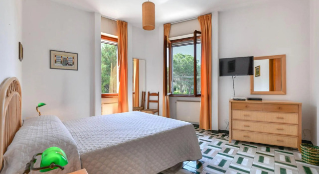 Octagonal villa with private pool and 10 beds-Villa Ottagonale