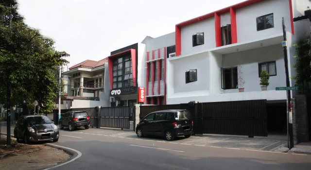 OYO 148 Cempaka Place Homestay, Prenota Hotel Cempaka Putih Giacarta