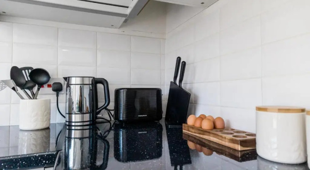 Вилла The Oval I CMK Executive & Stylish House I eco-Serviced Accommodation I SILVA