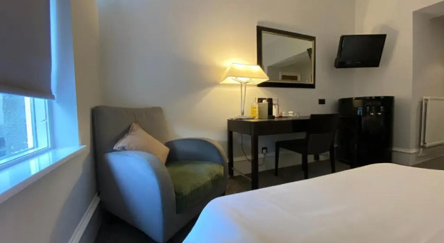 Номер Comfort No6 West Coates