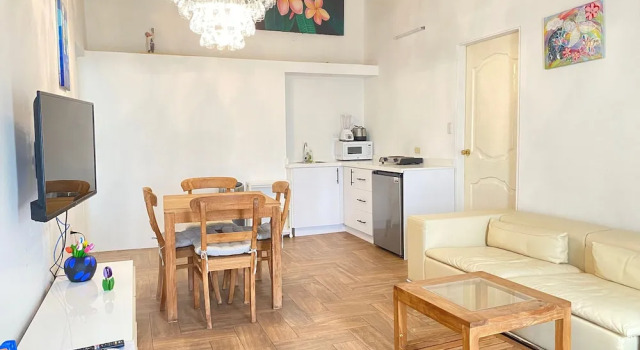 Люкс Deluxe Casalina Garden 2 blocks to Palm Beach & Kitesurfing school