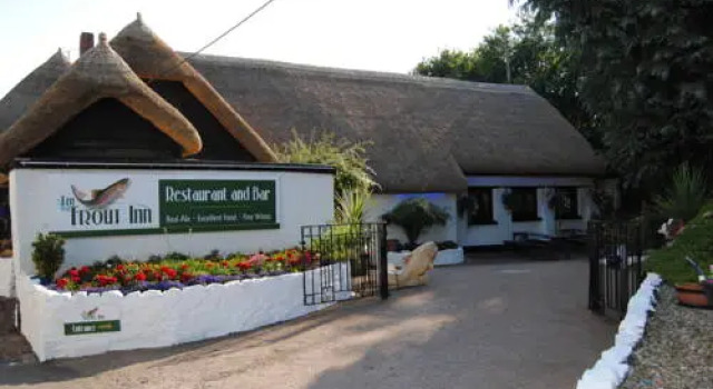 The Trout Inn, Prenota Hotel Tiverton 