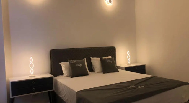 Hotel Daly, Забронировать Отель Отели Плоешти с парковкой, Парковка