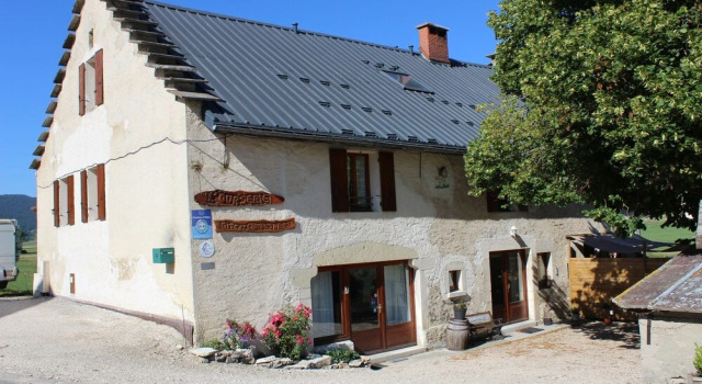 Le Gîte de lOurserie, Забронировать Отель Отели Vercors с парковкой, Парковка