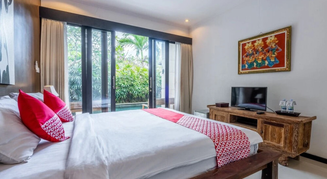 Van Mandri Residence by OYO Rooms, Rezervovat Hotel Hotely v Bali s bazénem, Bazén
