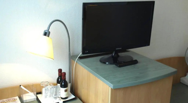 Трёхместный номер Standard Central-Classic Hotel
