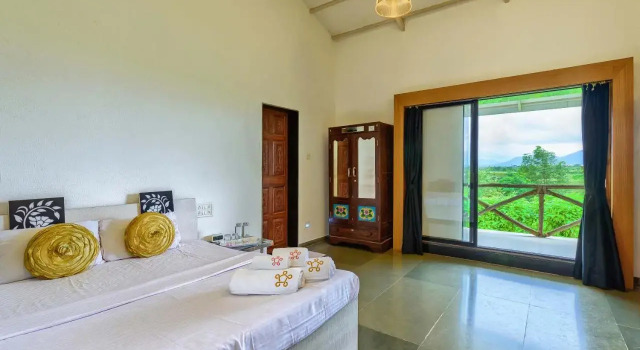 SaffronStays Le Soil, Igatpuri - pet-friendly villa with viewing deck for panoramic views, Забронировать Вилла Отели Игатпури 4 звезды, 4*