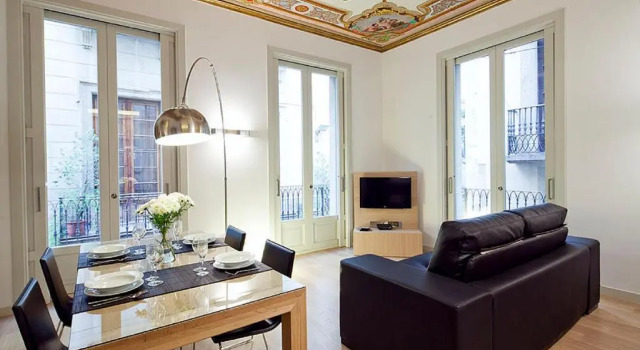 Апартаменты Superior Friendly Rentals Portaferrissa