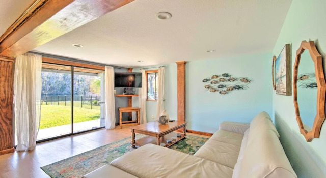 Апартаменты Riverfront Apt w/ Kayak Launch in Dunnellon