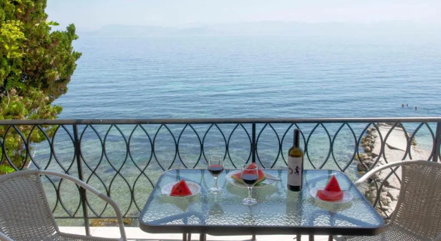 Апартаменты T8 Apartment On The Beach