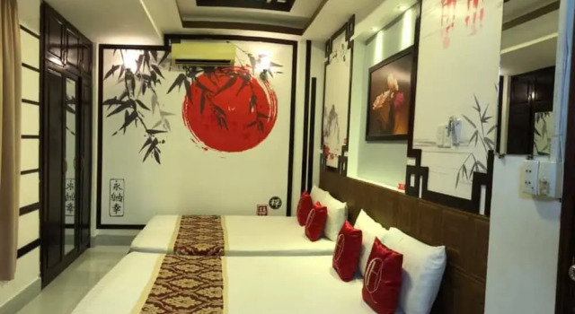 Семейный номер Standard Quỳnh Hương Hotel SG - by BAY LUXURY