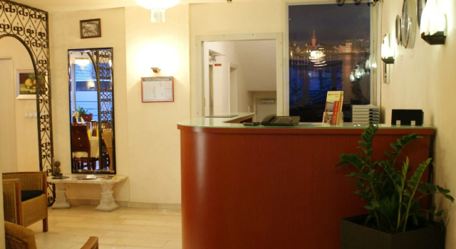 Bahn Hotel