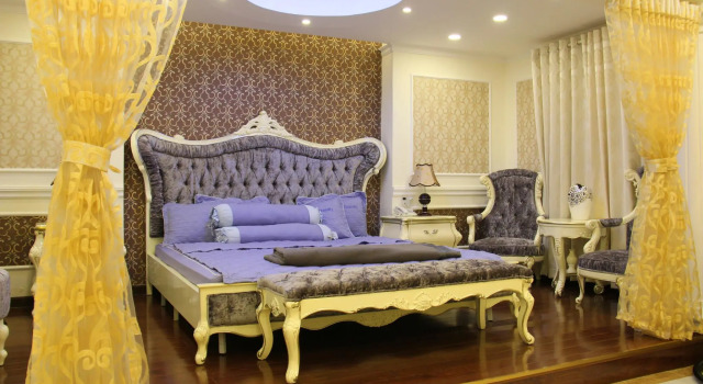 Royal Hotel Dalat, Book Hotel Da Lat Lam Dong