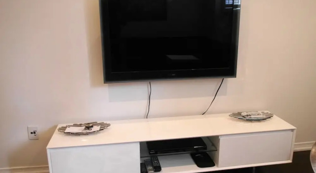 Newly Renovated 3BR Town Home, Varaa Hotelli Toronto 