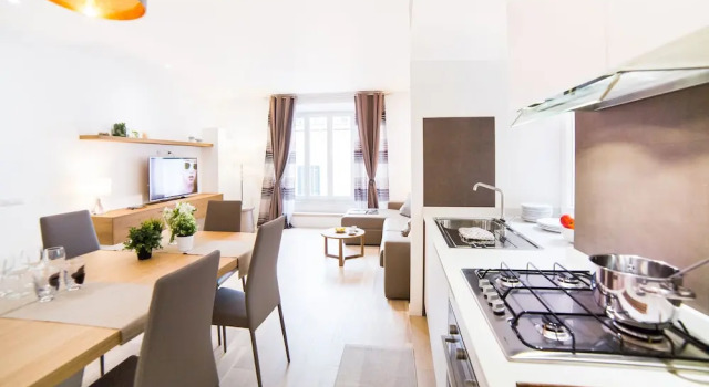 Rent In Rome - Valentino Luxury, Забронировать Отель Спанья Рим, рядом с Посольство США в Риме