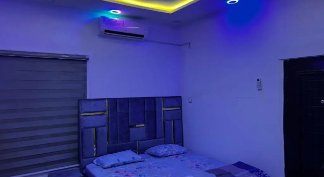New Luxury 3 bedroom Duplex with private gym and close to Ikeja Airport, Rezervovat Hotel Ogba Lagos