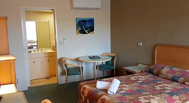 Шестиместный номер Standard Chelsea Motor Inn