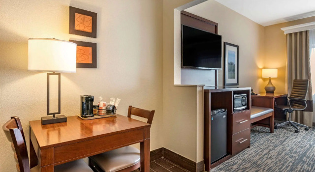 Люкс c 1 комнатой Comfort Suites Keeneland