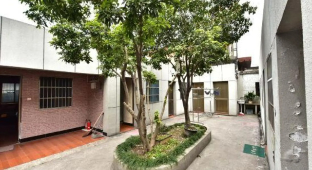 Jinhua Hotel, Prenota Hotel Hotel a Ningbo con parcheggio, Parcheggio