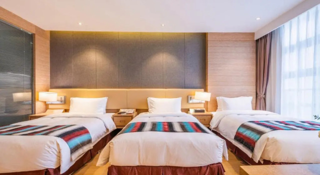 Трёхместный номер Standard Novotel Huashan