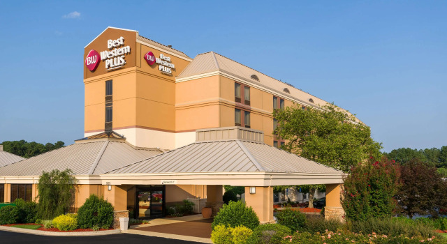 Holiday Inn Express Goldsboro, Varaa Hotelli Goldsboro Pohjois-Carolina