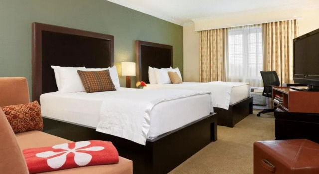 Четырёхместный номер Standard Westminster Hotel