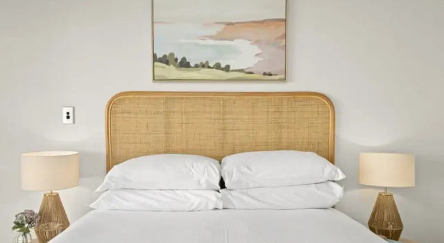 Beautiful Bondi 1-bed Apartment Meters From Beach