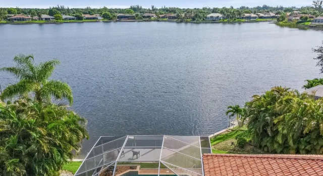 Вилла Lake View Villa