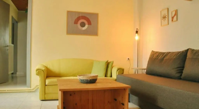 TasoulasHome 1-μονοκατοικια με αυλη, Book Apartment  