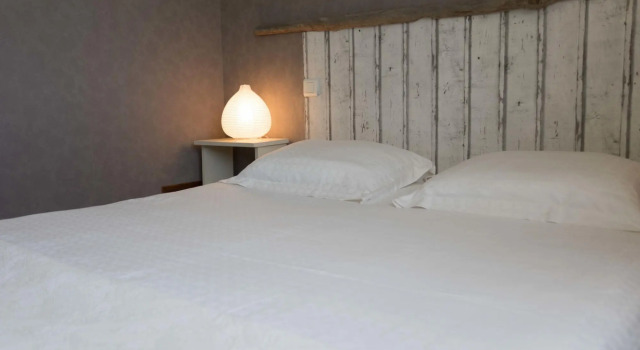 Villa in Beaufort With Private Pool, Rezerwuj Willa Oupia Hérault